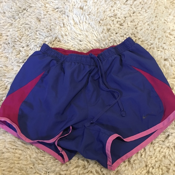 Nike running shorts - Picture 3 of 4